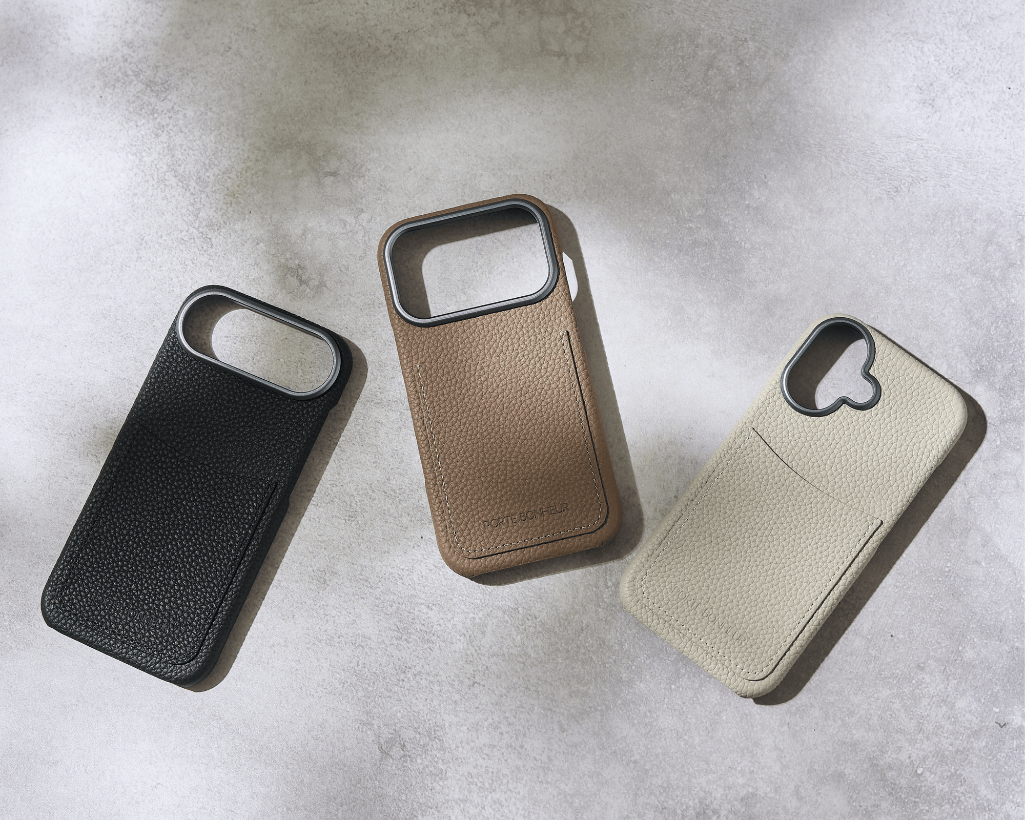 本革カード収納付きiPhoneケース - Back Cover Card Case|PORTÈ 本革カード収納付きiPhoneケース - Back Cover Card Case|PORTÈ