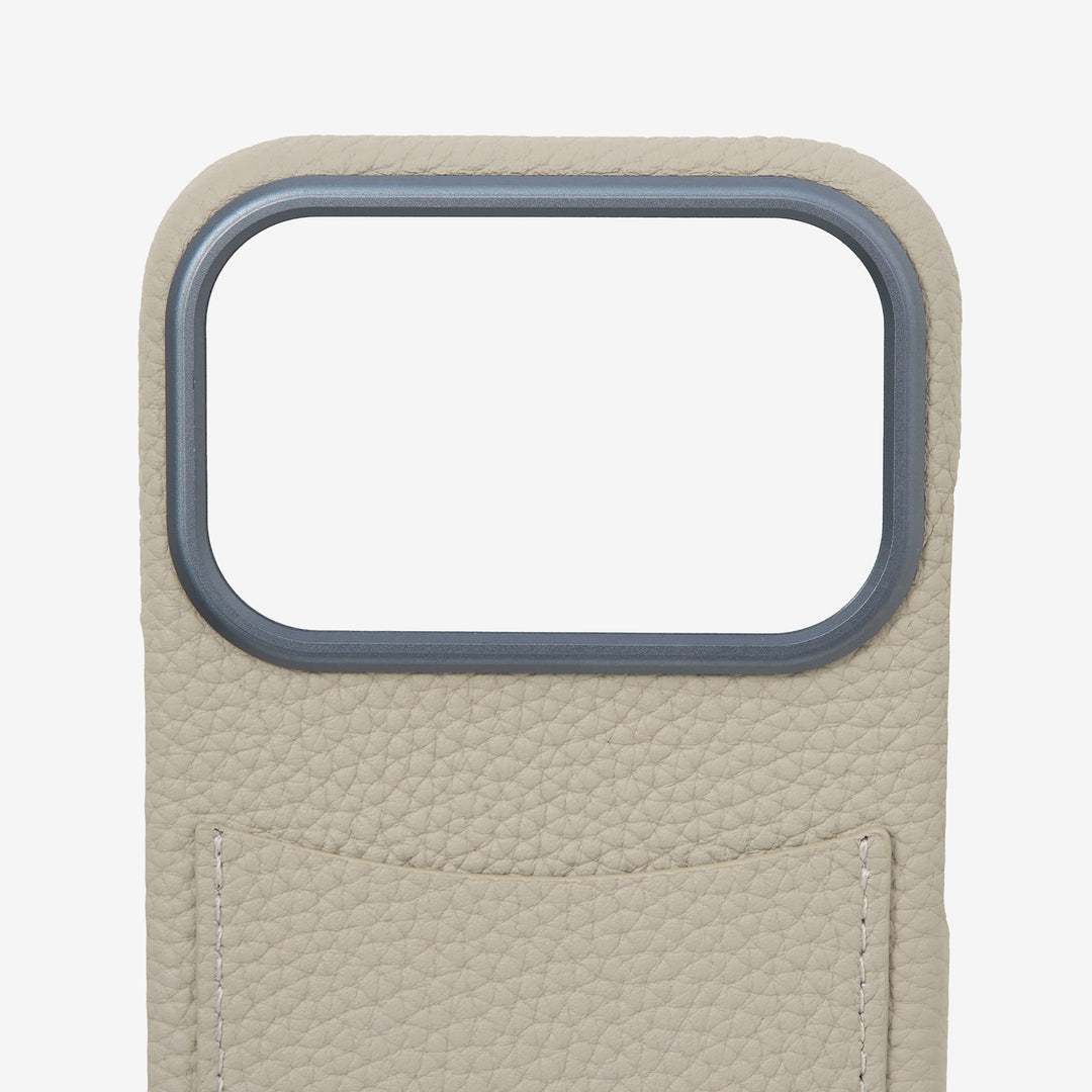 iPhone 17 Pro カード収納付き本革ケース｜ Back Cover Card Case